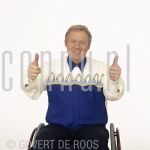 18-03-1998 Koos Alberts at studio in Amsterdam.

[keywords]Posed, Half Length, Eyecontact, Smiling[/keywords]
